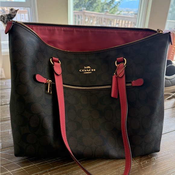 Coach Signature Brown and Pink Tote - Picture 3 of 6
